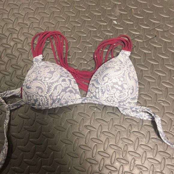 Bikini top - Picture 1 of 3